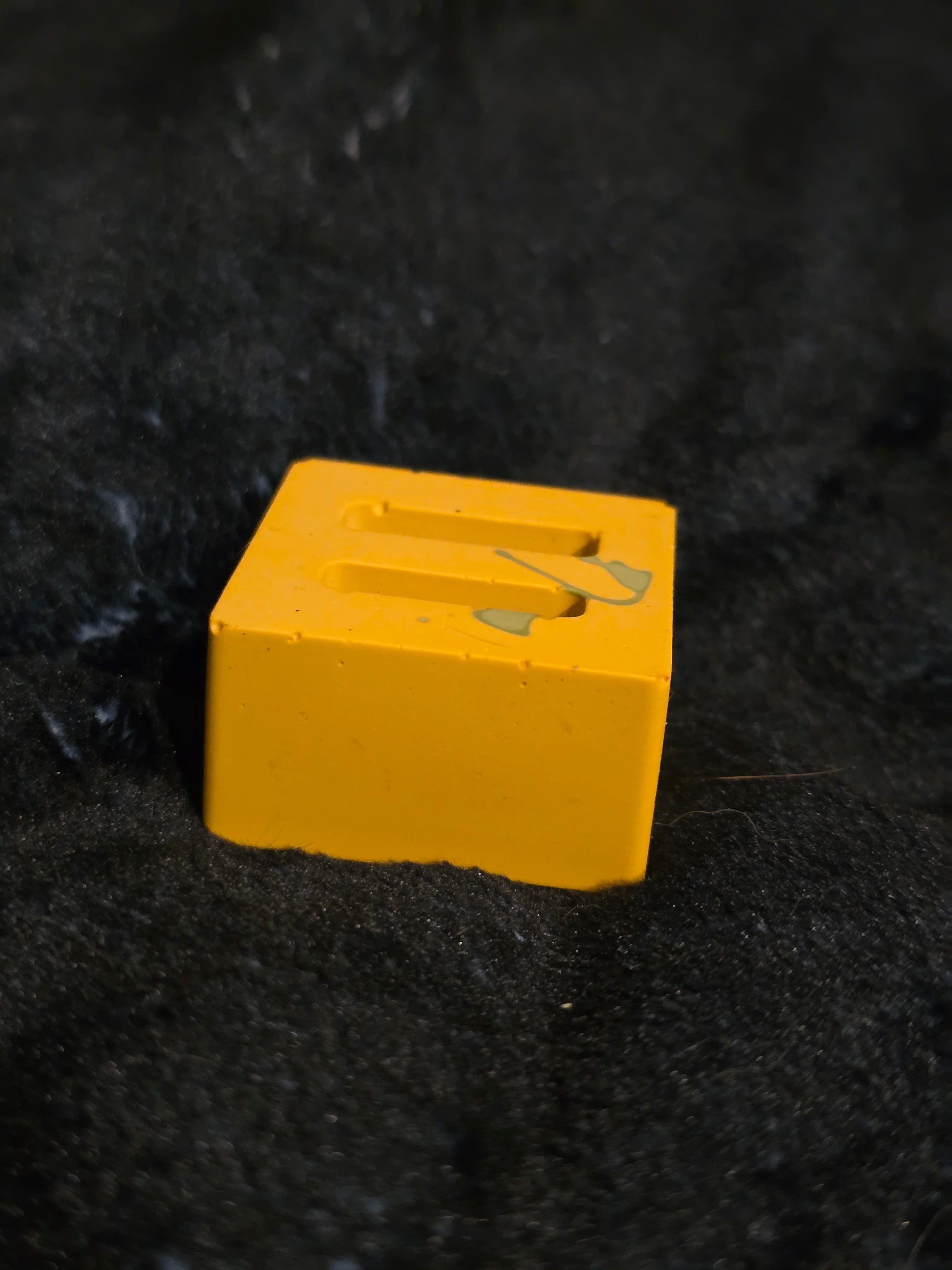 Square ring holder
