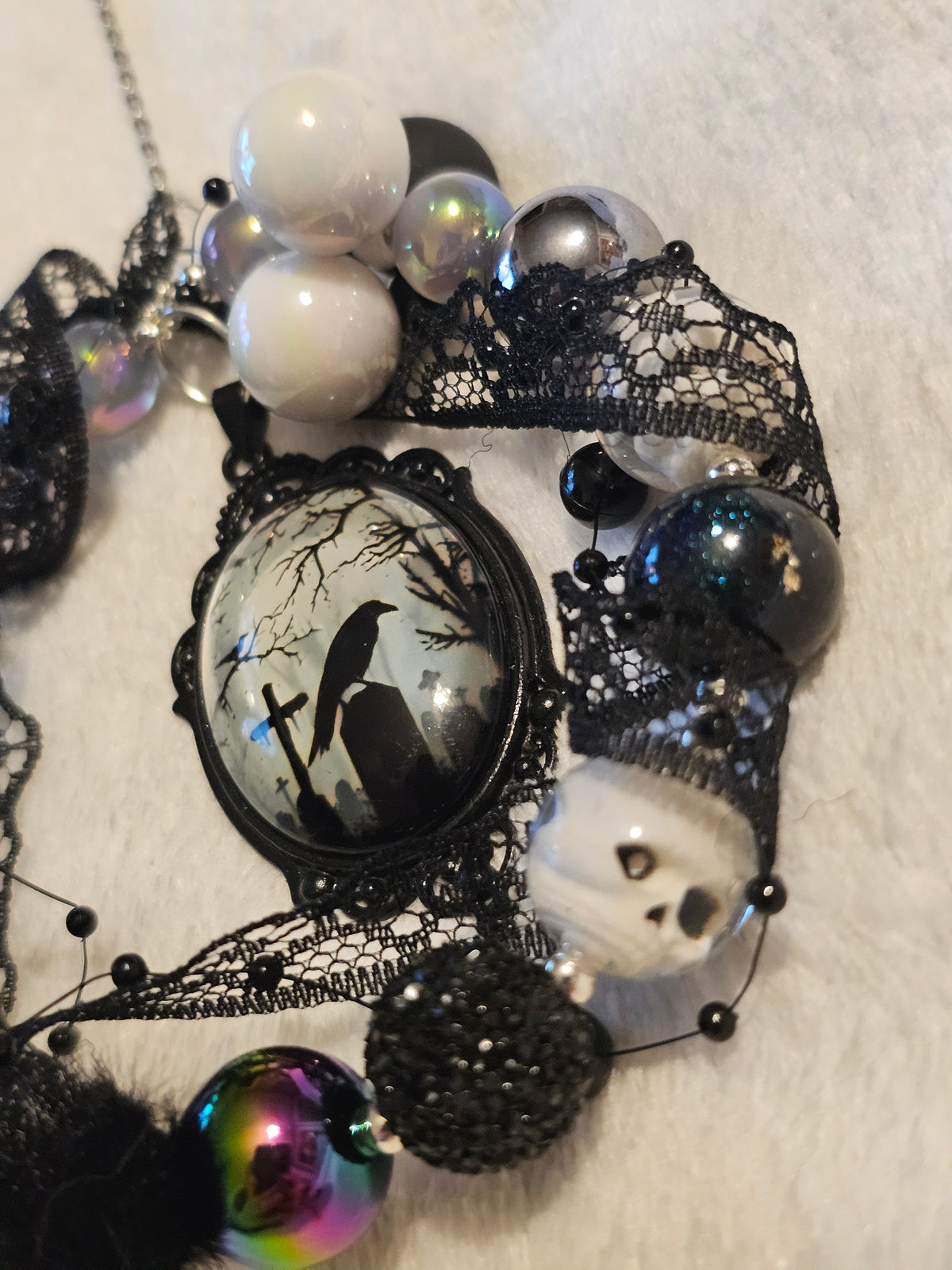 Raven sun catcher or car hanger