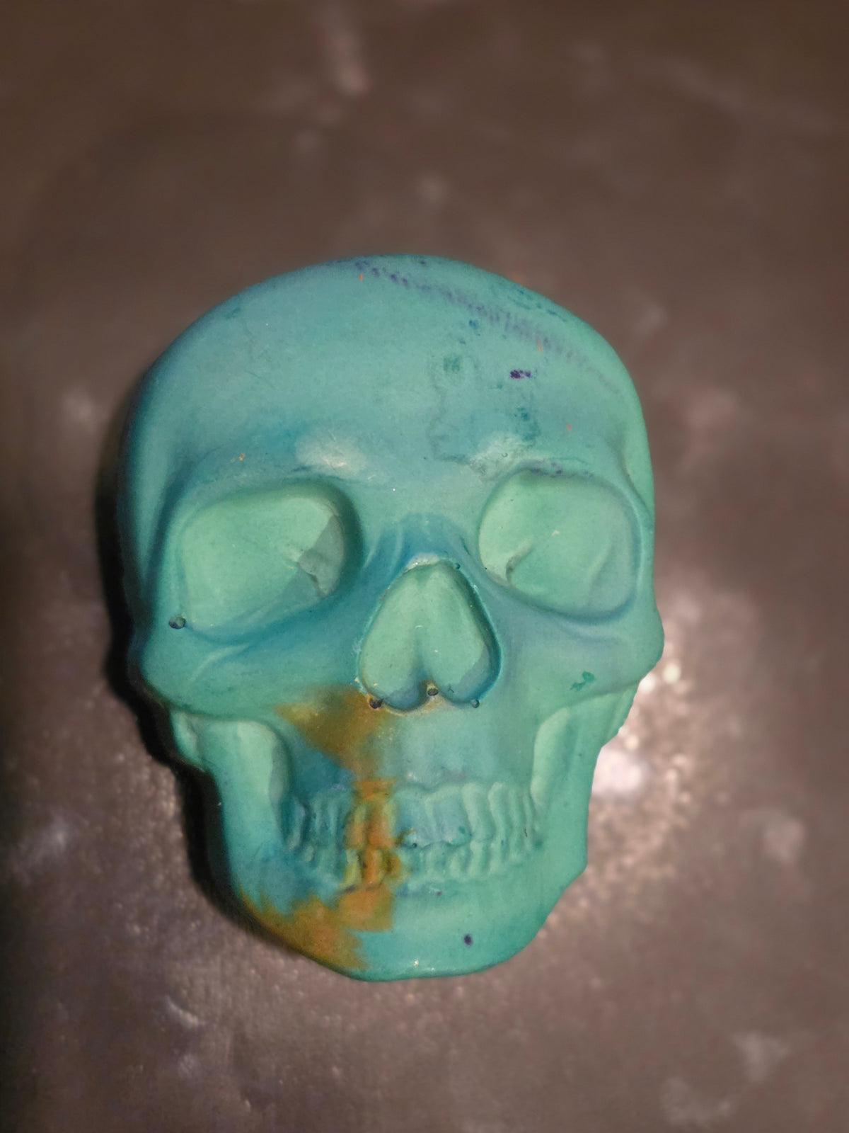 Teal skull magnets