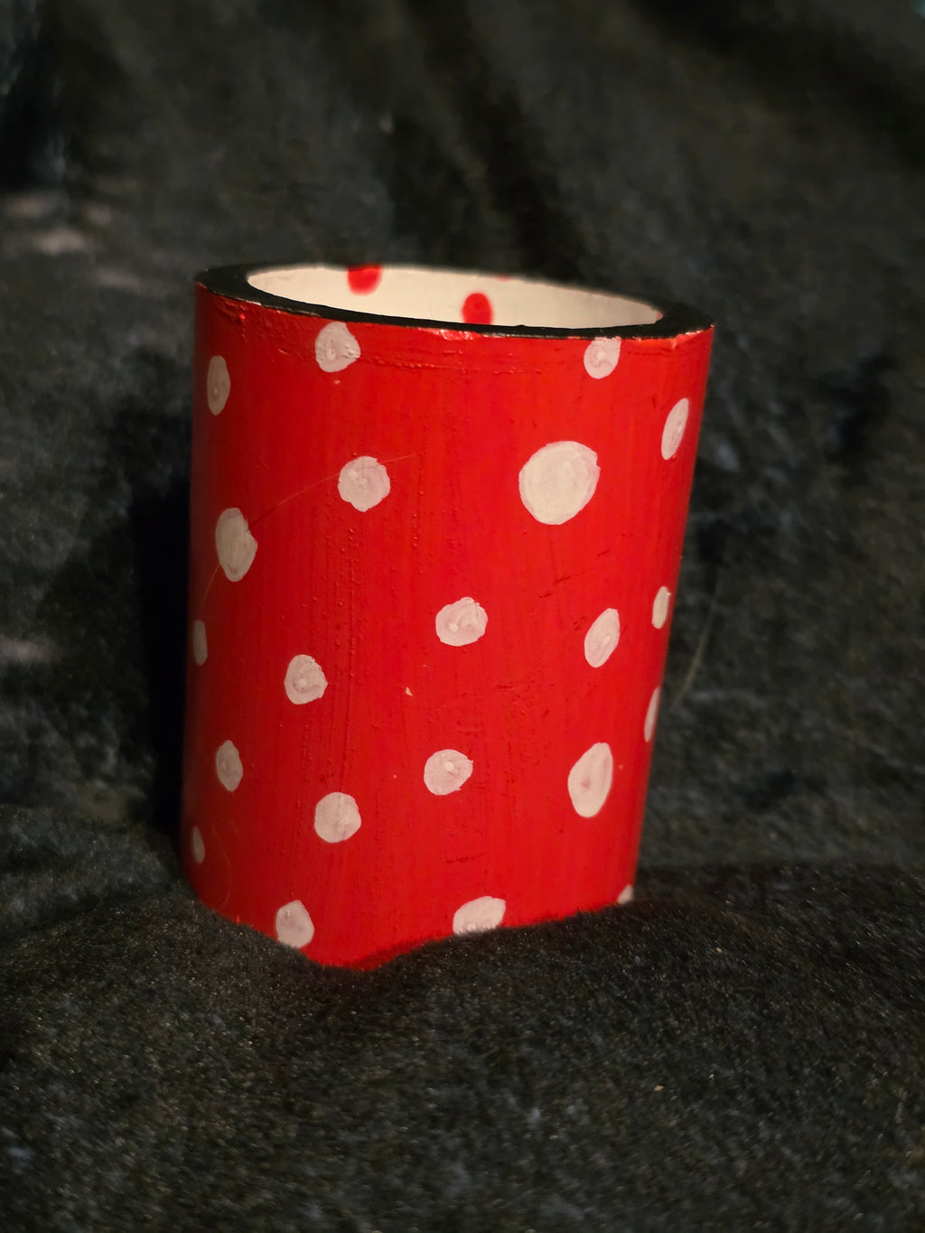 Little polka dot pot