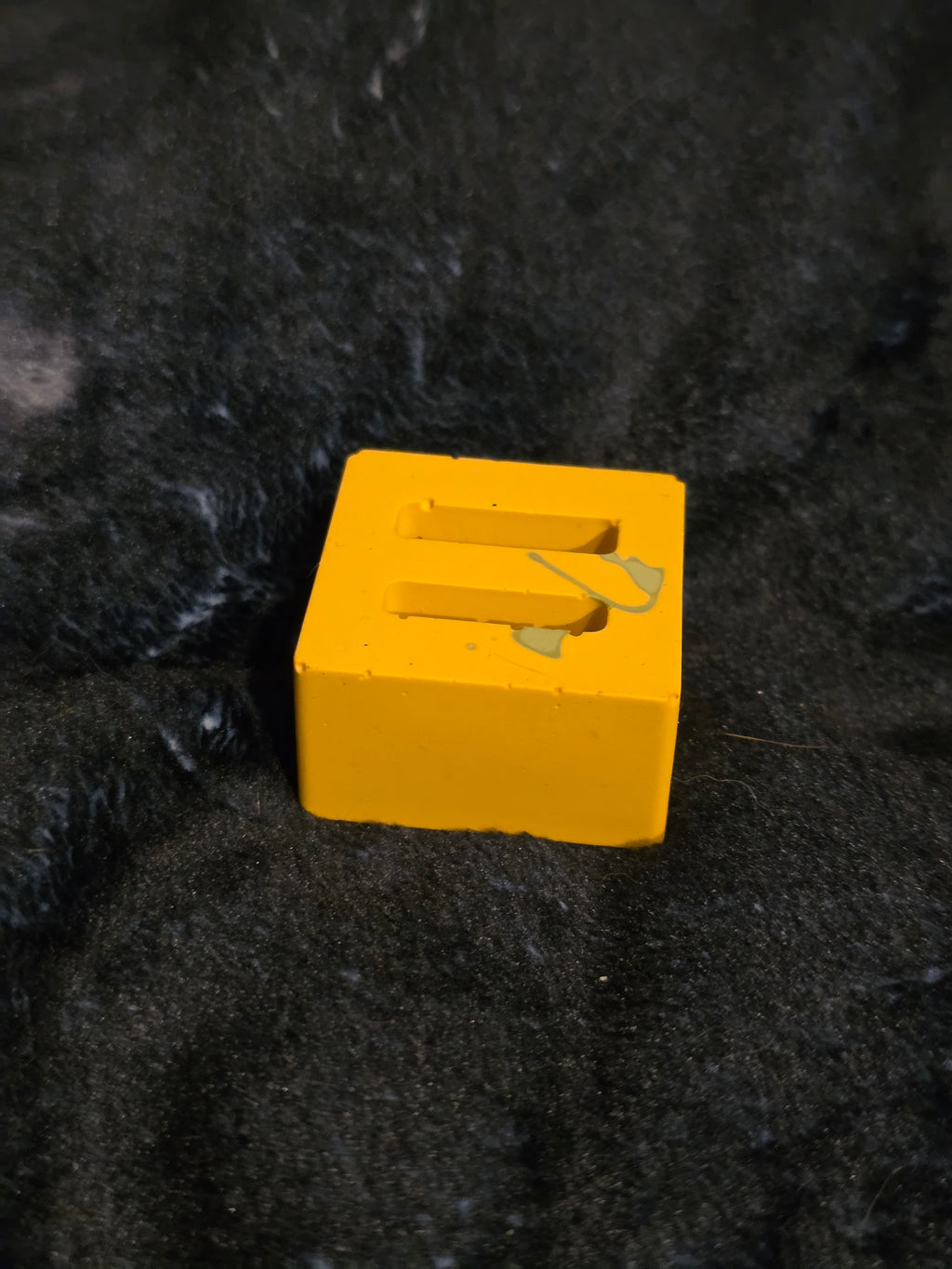 Square ring holder