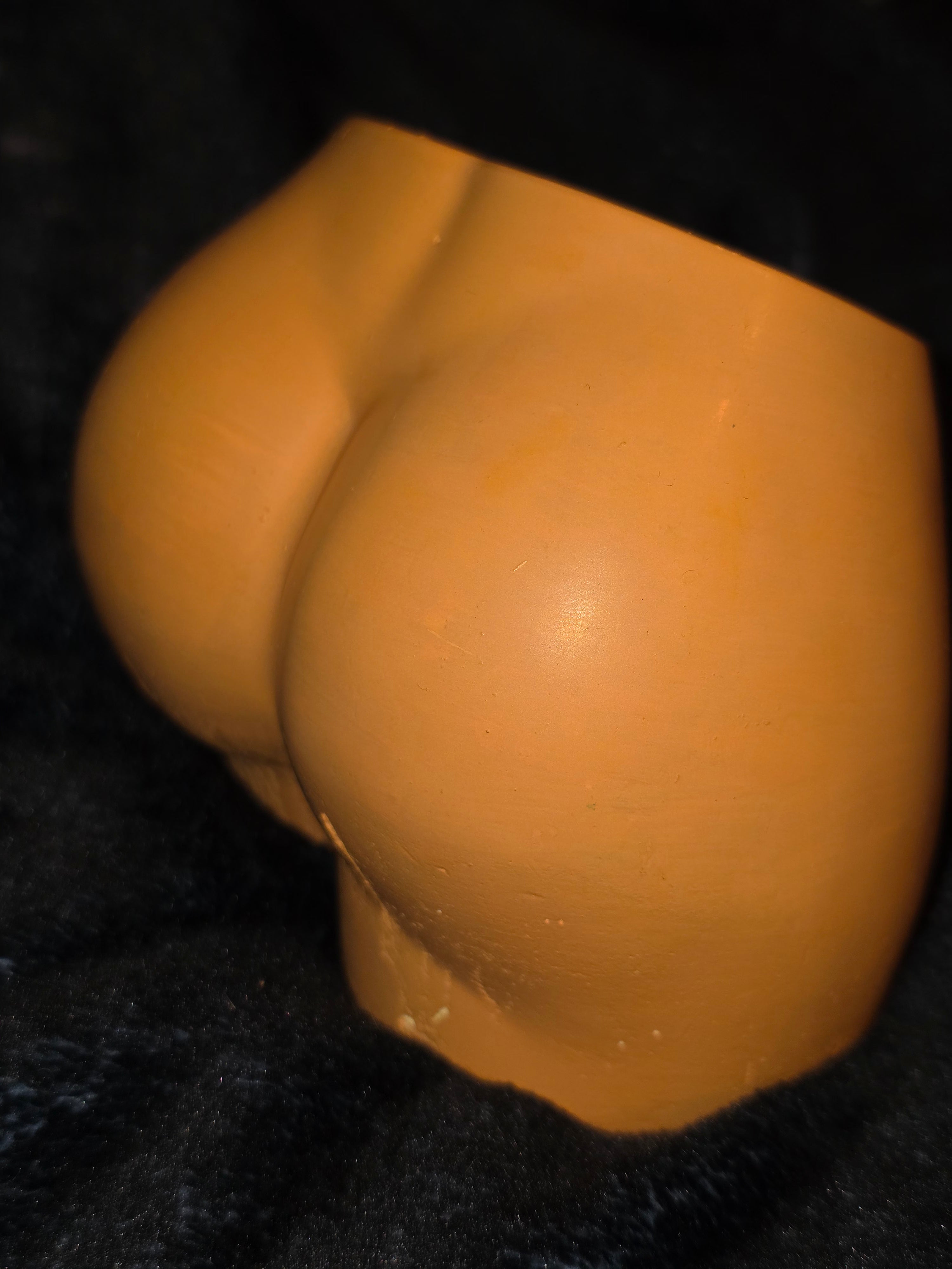 Imperfect bottom vase